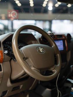 تويوتا لاند كروزر 70